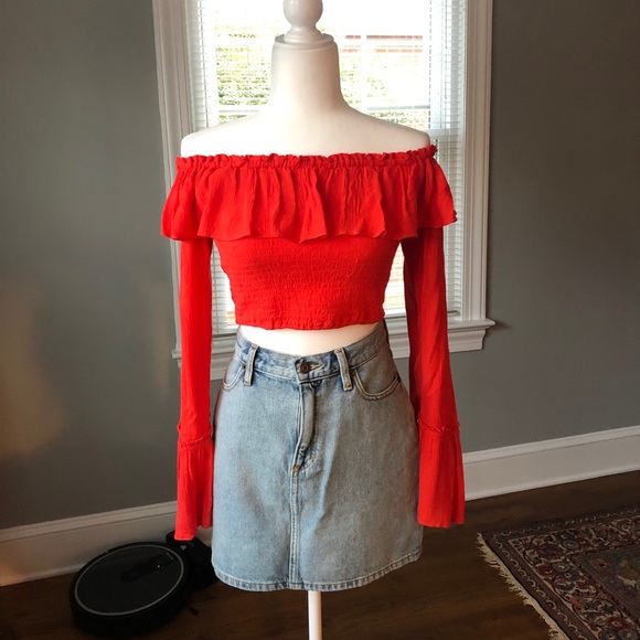 Urban Outfitters Crop Top - Picture 1 of 3